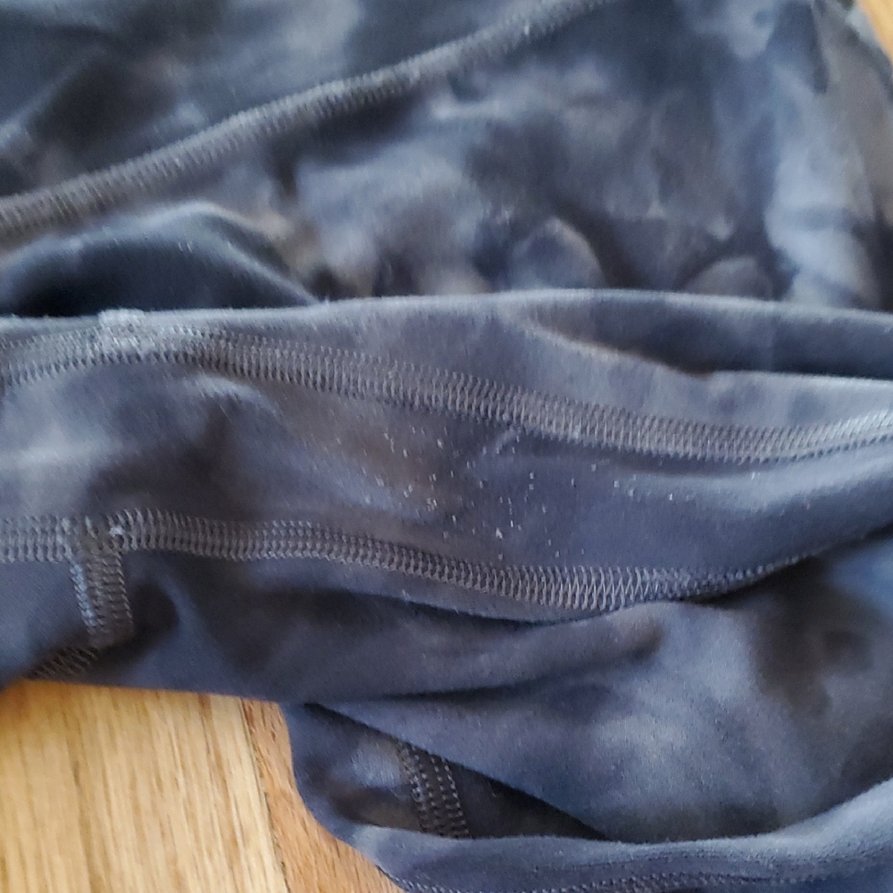 Lululemon HR Align Black Camouflage Leggings - Picture 4 of 4